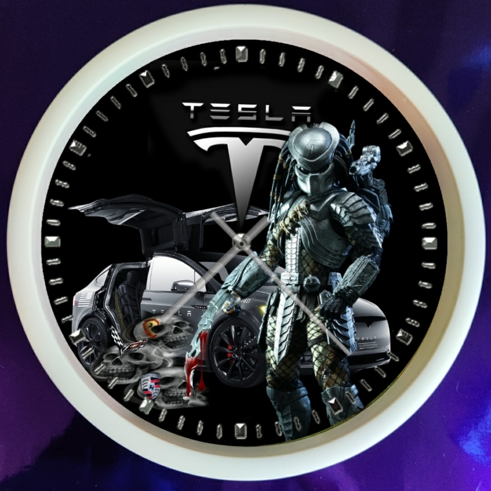 Tesla predator wall clock - Picture 2 of 3